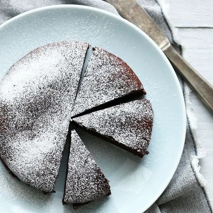 Çikolatalı Gateau (Çikolatalı Kek)