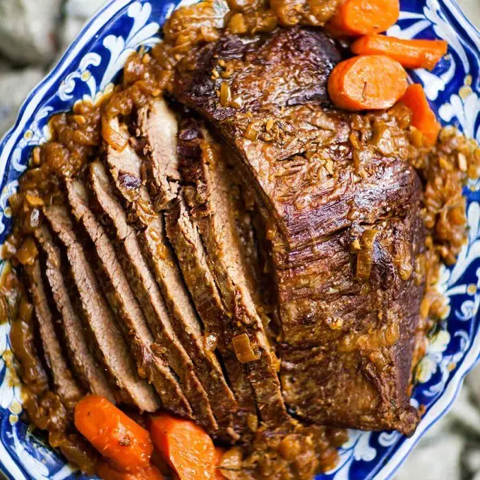 Fırında Dana Göğüs Güveç (Beef Brisket Pot Roast)