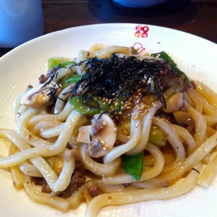 Yaki Udon (Sebzeli Kavrulmuş Udon Noodle)