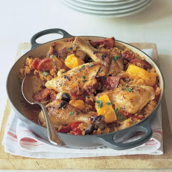 Basklı Tavuk (Poulet Basquaise)
