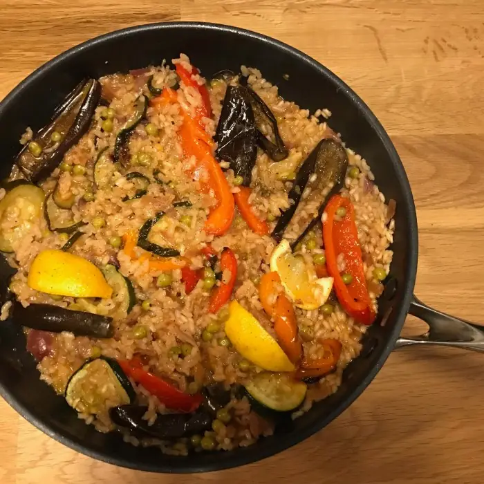 Közlenmiş Rezeneli ve Patlıcanlı Paella