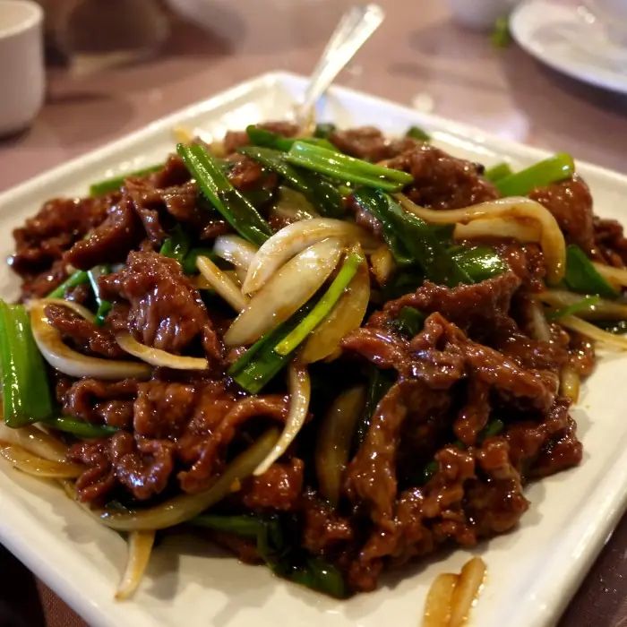 Sichuan Usulü Dana Eti