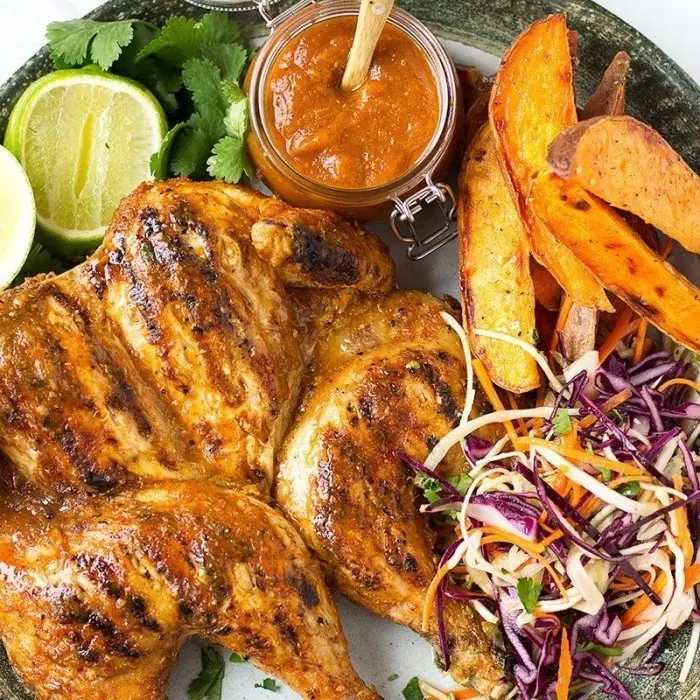 Piri-Piri Tavuk ve Lahana Salatası