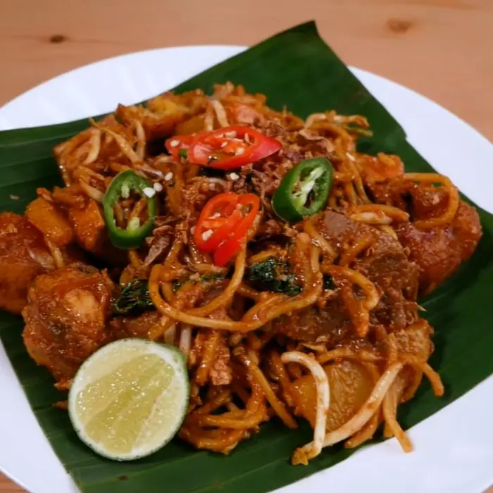 Mee Goreng Mamak (Malezya Usulü Kızarmış Noodle)