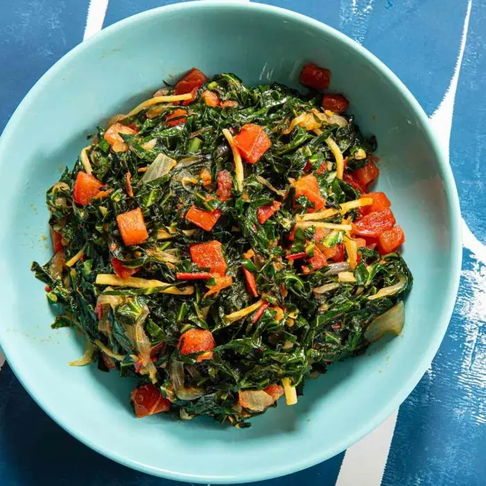 Sukuma Wiki (Kenya Usulü Kıvırcık Lahana)