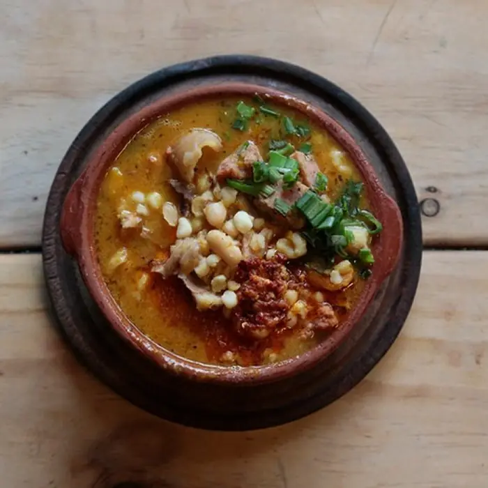 Locro (Arjantin Mısırlı Et Yahnisi)
