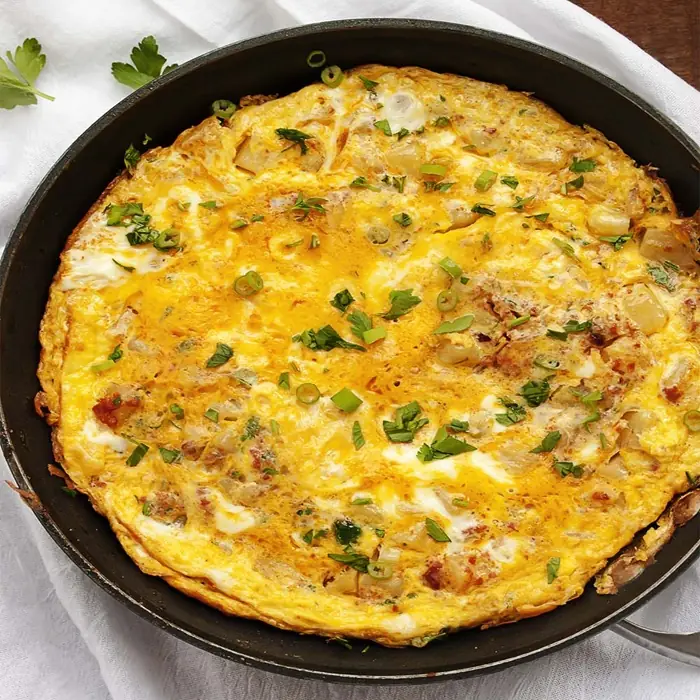 Chorizo, Patates ve Peynirli Omlet