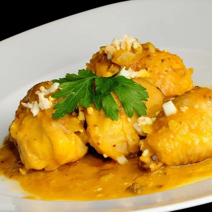 Pollo en Pepitoria (Bademli Sosta Tavuk)