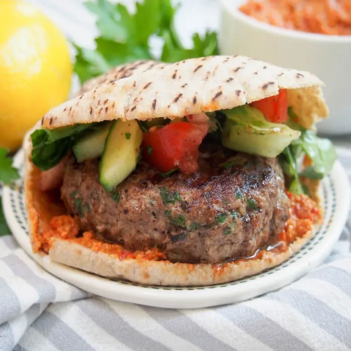 Köfteli Burger