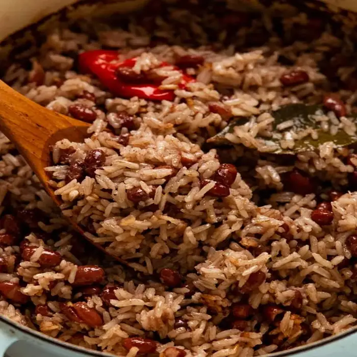 Jamaika Usulü Fasulyeli Pilav (Rice and Peas)