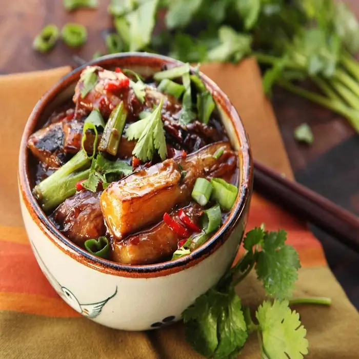 Sichuan Usulü Patlıcan
