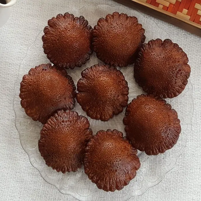 Handesh (Bangladeş Usulü Pirinç Unlu ve Hurma Pekmezli Kekler)