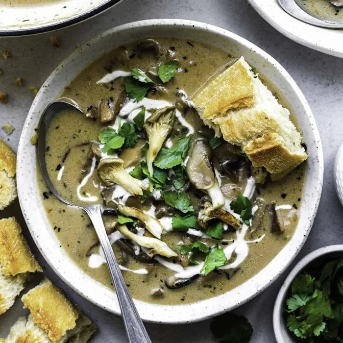Istiridye Mantarı Çorbası