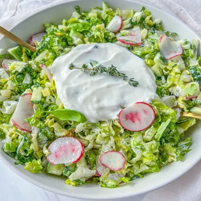 Bulgar Usulü Yeşil Salata