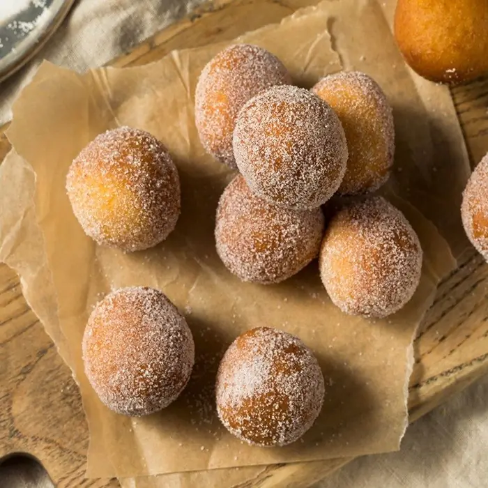 Kolombiya Usulü Buñuelos (Peynirli Kızarmış Top Hamur)