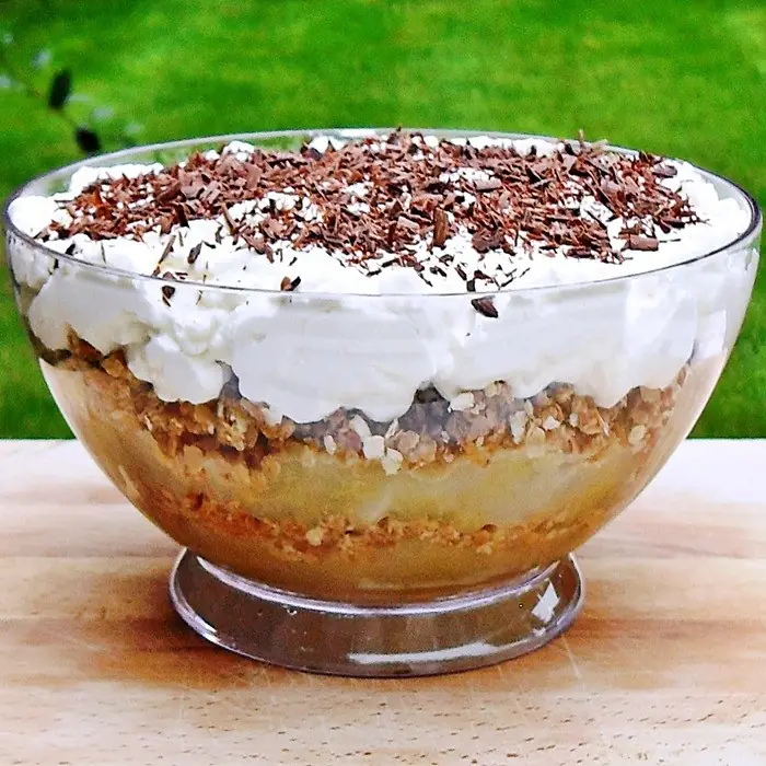 Eski Usul Danimarka Elmalı Trifle